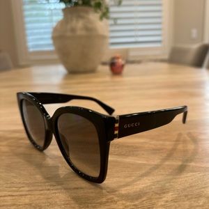 Gucci Web Plaque Womens Sunglasses in Black with Grey Gradient Lens